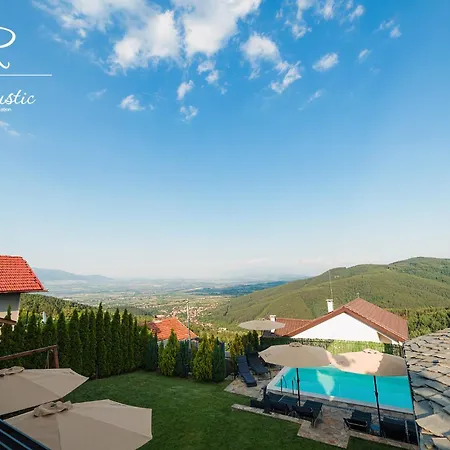 рустик / Rustic Pensión Kyustendil