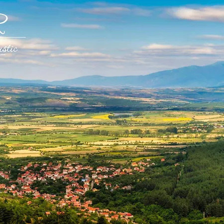 Maison d'hôtes рустик / Rustic Kyustendil