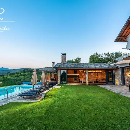 Pensión рустик / Rustic